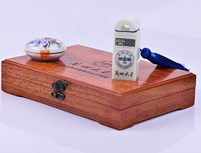 和田玉筑底蓄势 抢占宝石饰品市场